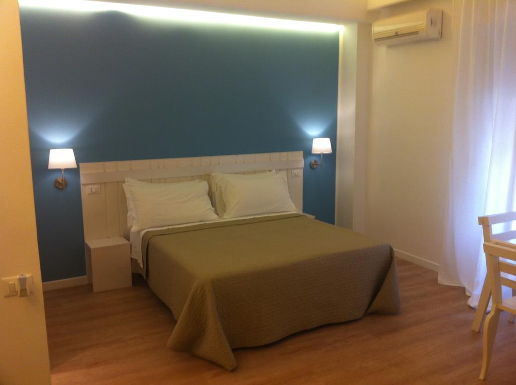 B&B Medinblu Реджо ди Калабрия Стая снимка